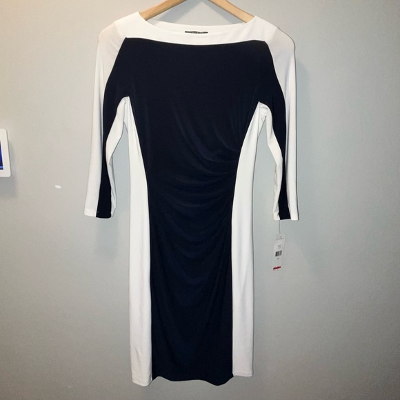 NWT Lauren Ralph Lauren Sz 8
Navy White Sheath Dress Ruched Waist Color Block - Picture 2 of 11